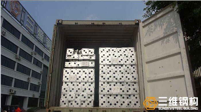 太陽能光伏支架鋼構件制孔加工